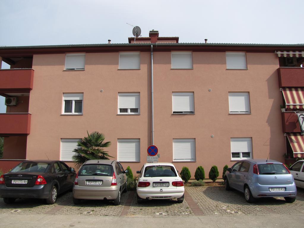 Apartment Aldo Pula Kamer foto
